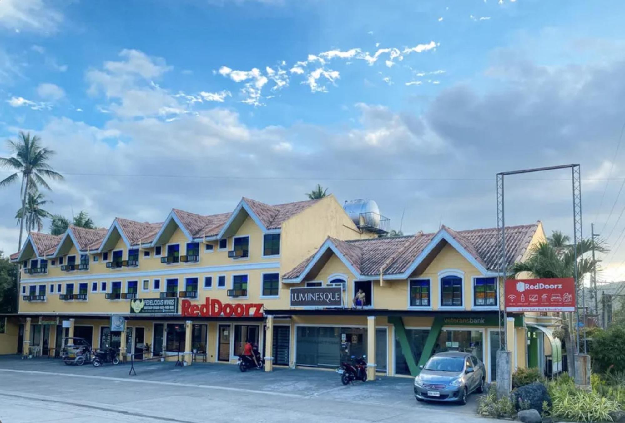 Reddoorz Plus At Balai Sofia Bed & Breakfast Batangas Talisay  Exterior foto